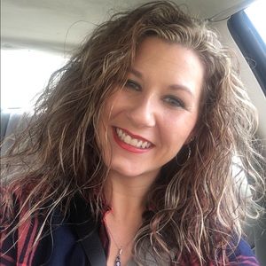 Meet your Posher, Joy